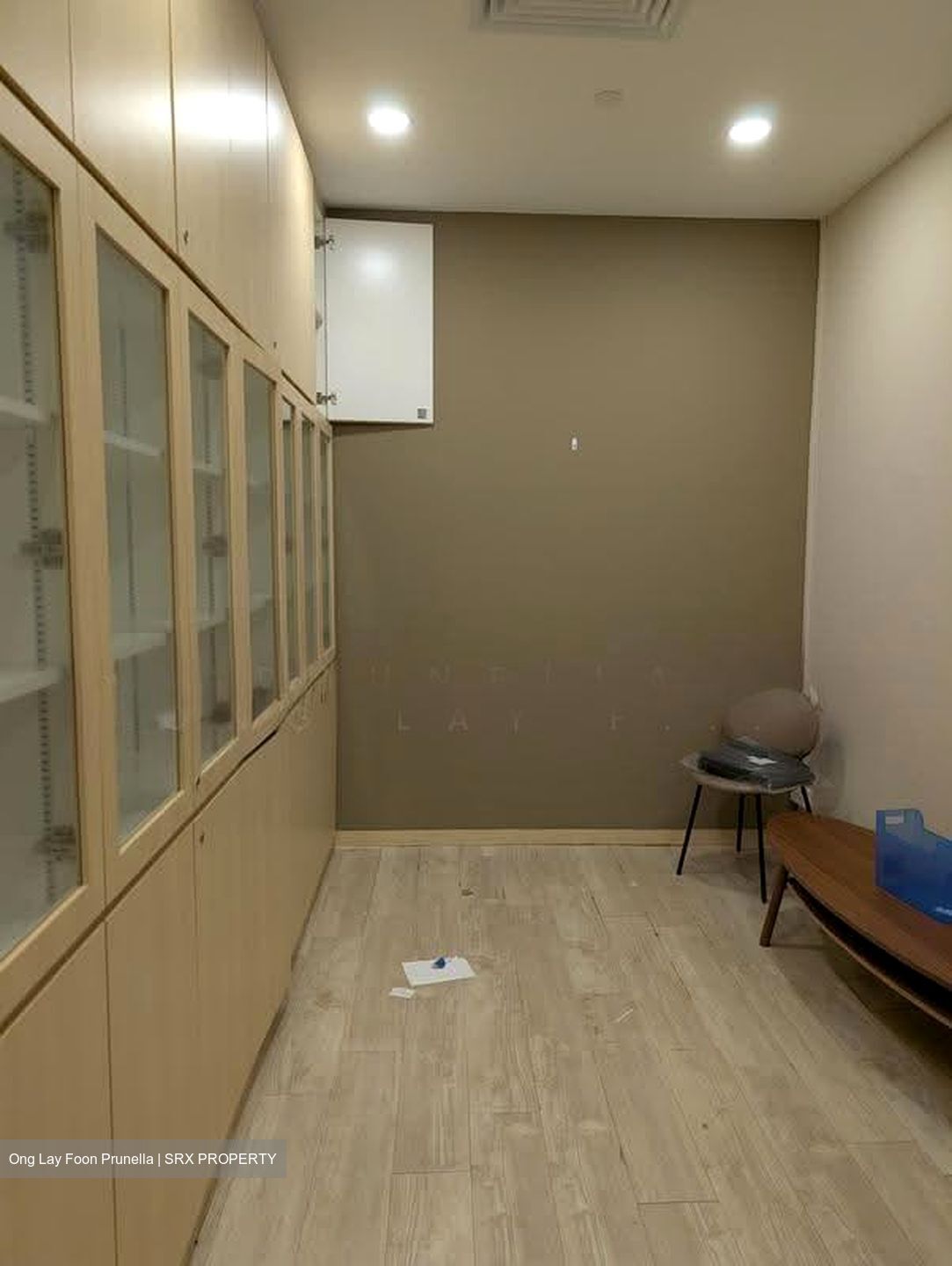 R66 Apartments (D8), Retail #631424381